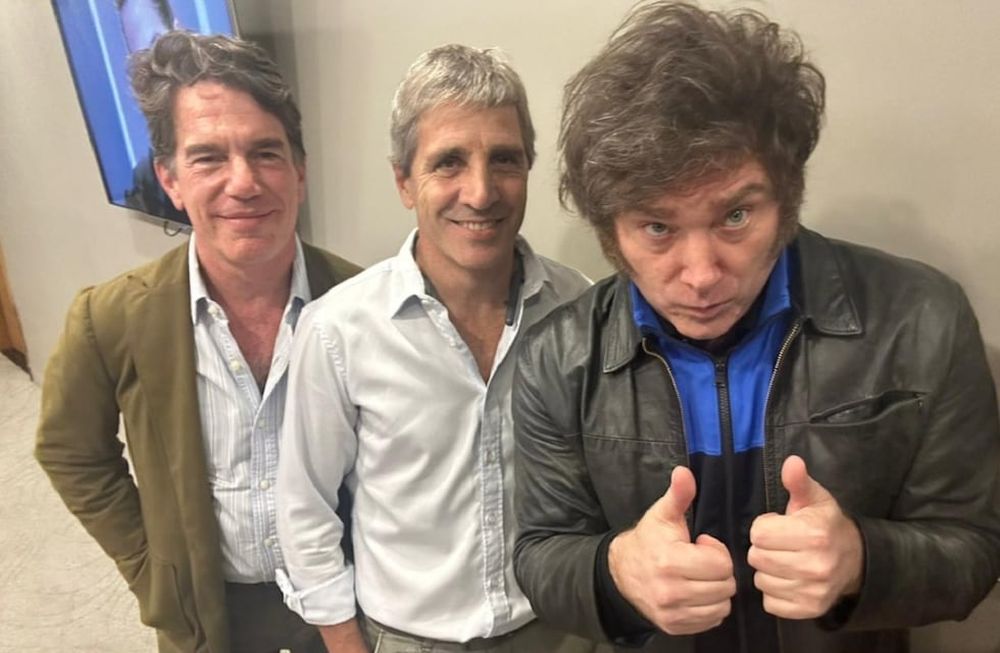 Nicolás Posse, Luis Caputo y el presidente electo, Javier Milei. (Gentileza)