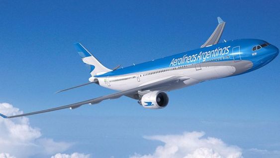Aerolíneas Argentinas anunció el lanzamiento de nuevos vuelos que conectaran a las ciudades de Córdoba, Rosario y Tucumán con Miami.