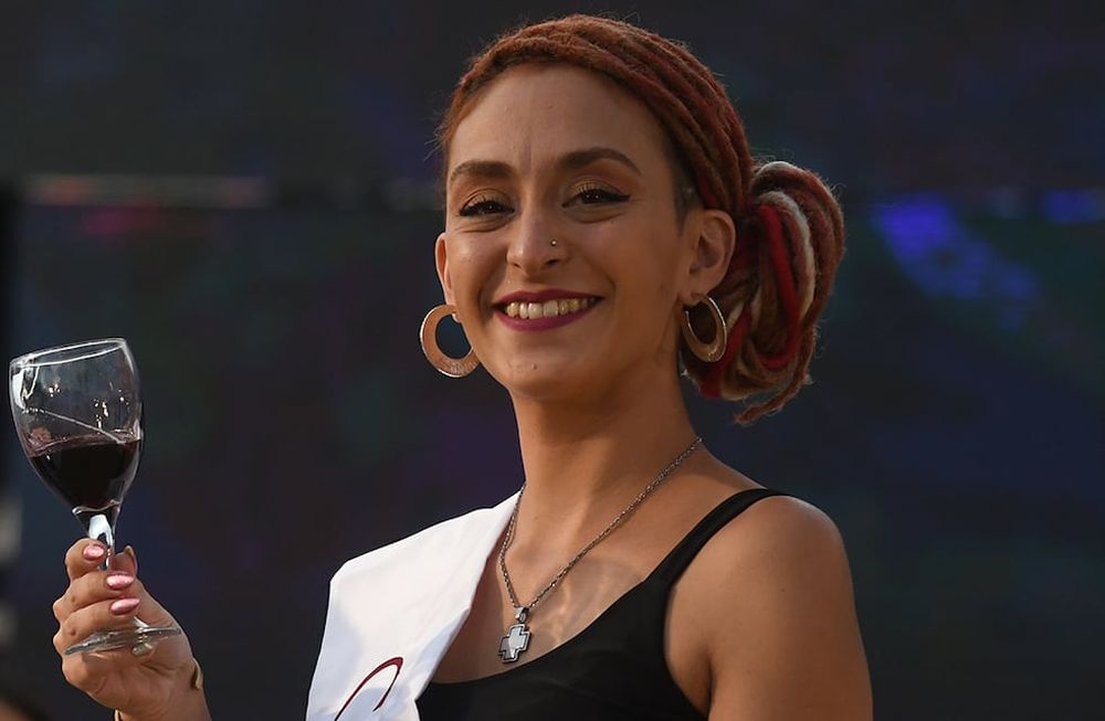 “No tengo resuelto aún qué haré en ese momento”, contesta Mercery cuando le preguntan por el uso de la corona. | Foto: José Gutiérrez / Los Andes