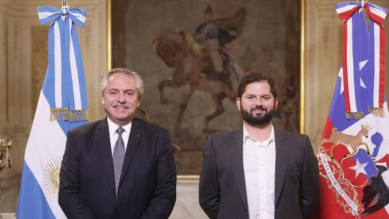 El presidente Alberto Fernández recibió esta mañana a su par chileno, Gabriel Boric, en su primera visita de Estado al país. / Corresponsalía