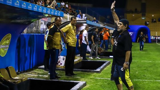 Maradona a un paso de la final por el ascenso en México