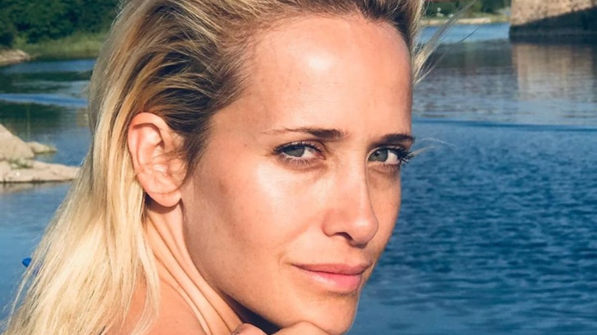 Con 41 años, Julieta Prandi posó como nunca en paños menores y enseñó