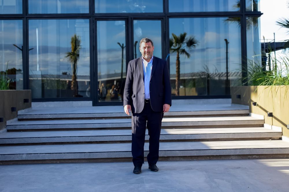 Flavio Kristich en el nuevo hotel Totem en San Martín.