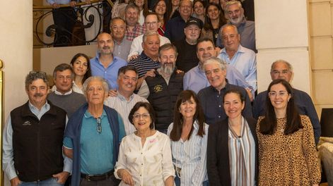 Destacados referentes del vino argentino participaron de la sesión de cata a ciegas del Concurso Guarda 14.