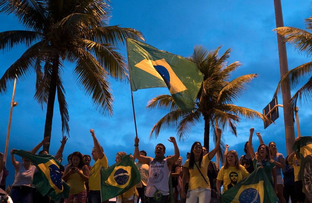 Haddad y Bolsonaro en virtual empate técnico para la primera vuelta