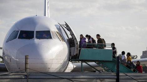 La polémica se originó en imágenes que mostraban a la diputada a punto de viajar con su hijo desde Salta a Buenos Aires.