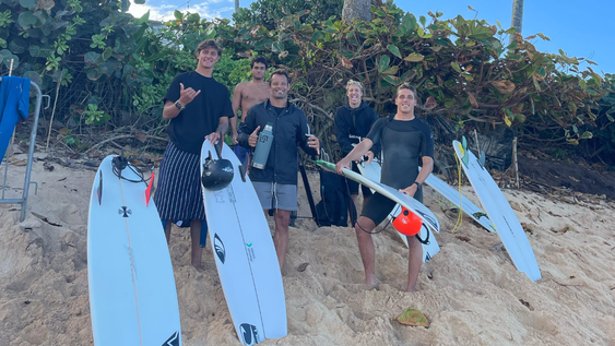 La banda argentina en Hawái, incluidas tres joyas del semillero. Llevando el surf a otro nivel