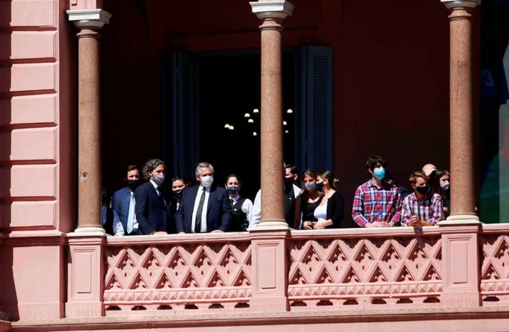 La explicación del Gobierno sobre la suspensión del velorio y traslado de Maradona al cementerio
