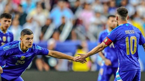 Los Andes | Messi lleno de elogios al juvenil de la selección.