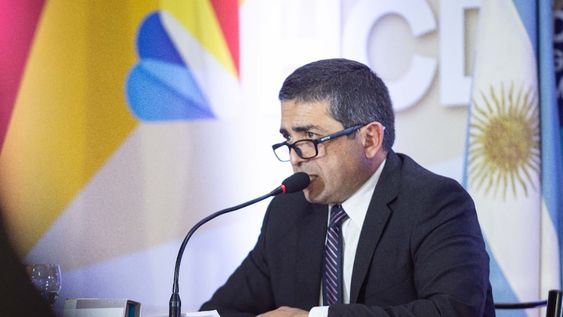 El intendente de General Alvear, Walther Marcolini, le solicitó a Suárez nuevas medidas para frenar el avance del coronavirus en ese departamento.