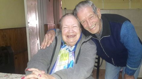 Los Andes | Yolanda Victoria Brízzola festeja hoy sus 90 años. Y pese a la situación sanitaria y algunos problemas de salud, siempre tiene una sonrisa en su rostro para regalar. Foto: Gentileza.