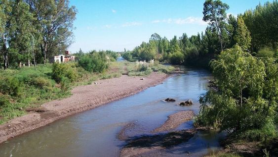 Las propiedades irrigadas por el río Atuel, bajarán sus precios entre un 30 a 50%, se perderán puestos de trabajo, ¿quién va a apostar a cultivar tierras sin posibilidad de regarlas?