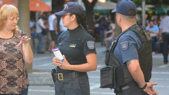 El reclamo de comerciantes y empresarios gastronómicos llevó a reforzar la seguridad en las principales arterias céntricas. | Foto Los Andes