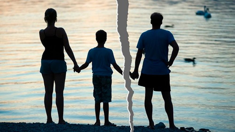 Las personas que crecieron con padres divorciados generalmente muestran estas 7 cualidades únicas (3).jpg