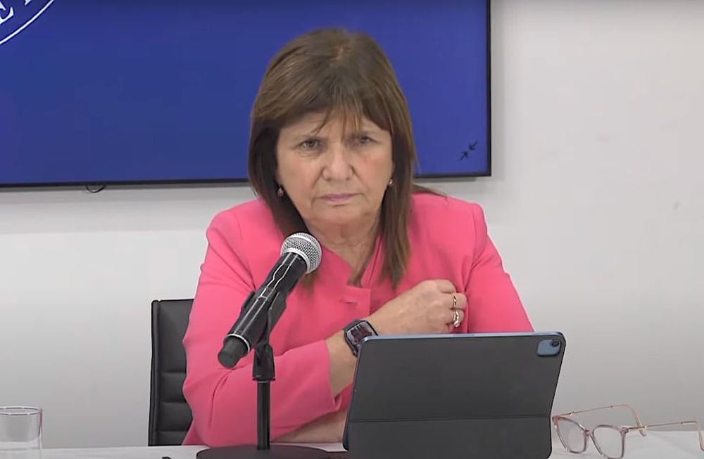 La ministra de Seguridad, Patricia Bullrich, remarcó en su respuesta al juez que la resolución se adoptó de acuerdo “a la normativa” y que se dictó porque existía un “desorden en la vía pública” que tornaba en una “situación insoportable”. Foto: Gentileza.
