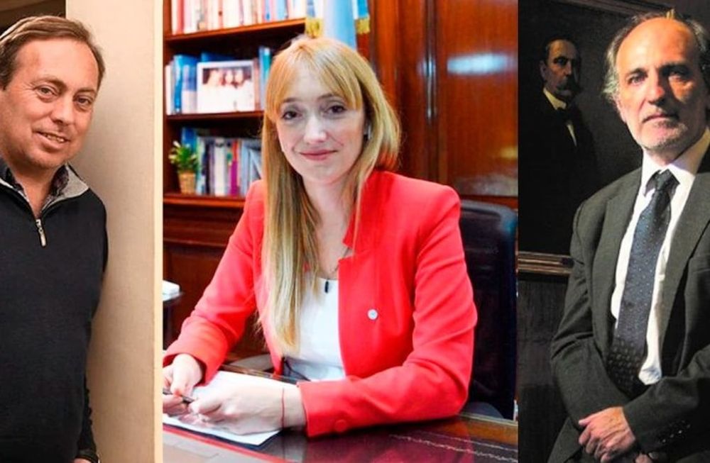 El intendente Martín Aveiro, la senadora nacional Anabel Fernández Sagasti y el presidente del Banco Nación, Eduardo Hecker.