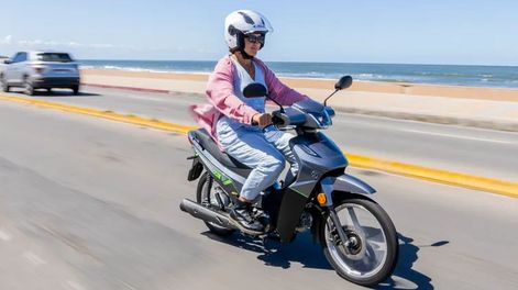 Cuánto sale la moto Zanella ZB 110 con precio actualizado al cierre de marzo 2026