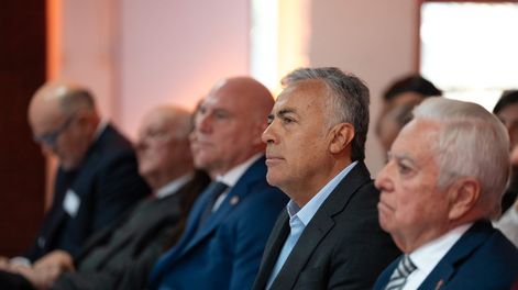 El gobernador Alfredo Cornejo y el presidente del Consejo de la Magistratura, Julio Gómez. Ni el Ejecutivo ni la Corte prevén cambios en el Consejo de la Magistratura.