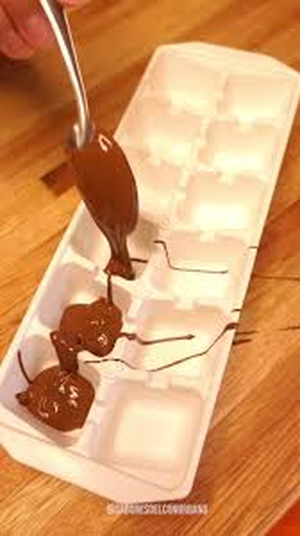 Estos bombones de chocolates son ideales para esas noches de antojo. Estos bombones de chocolates son ideales para esas noches de antojo.