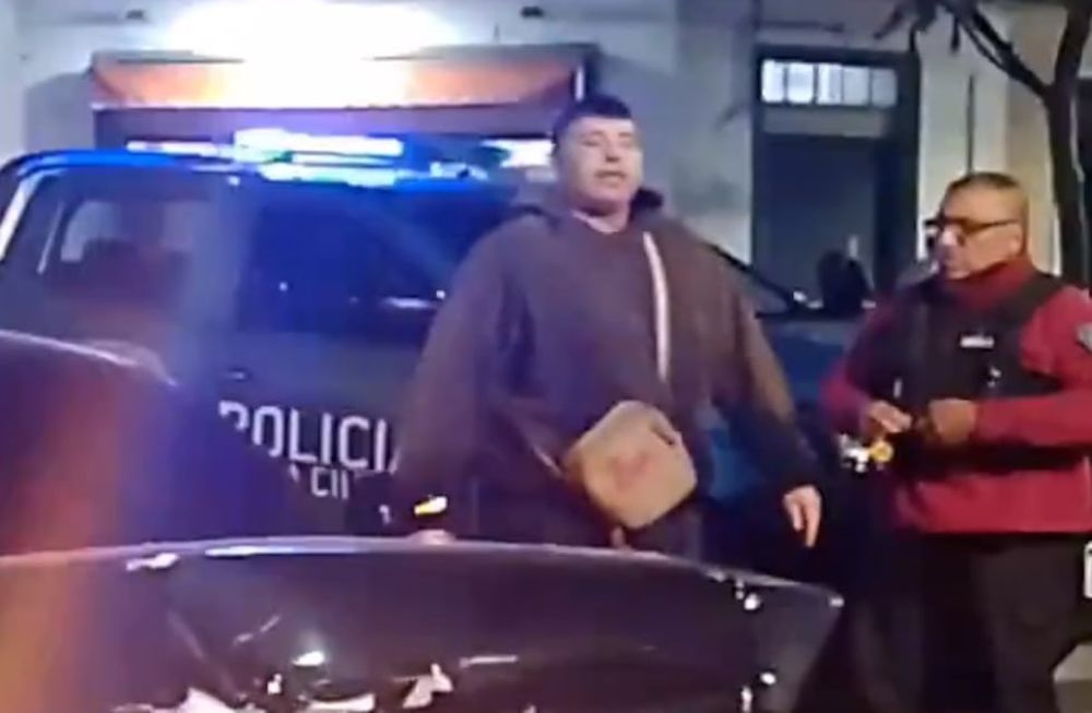 Kaleb Di Masi volvió a chocar