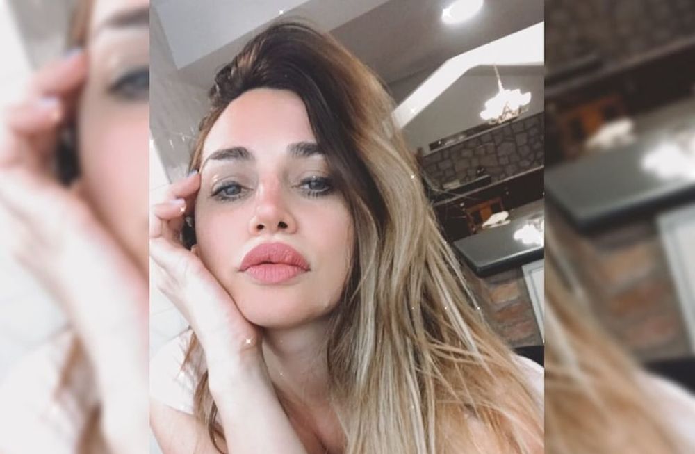 Belén Francese no encontró qué ponerse para ir un control médico y ¡fue en camisón!