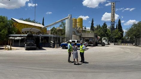 En Godoy Cruz, la Policía Ambiental Minera constató que la planta operaba pese a una orden de cese.