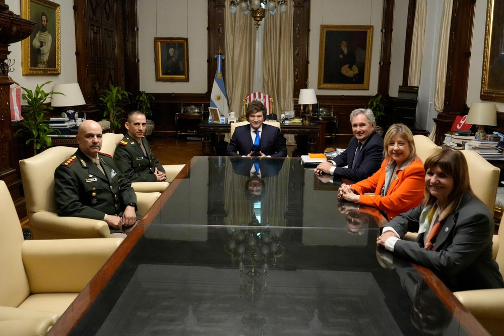 El Presidente Javier Milei recibió en Casa Rosada al gendarme Nahuel Gallo, quien permaneció 448 días privado de su libertad en Venezuela.