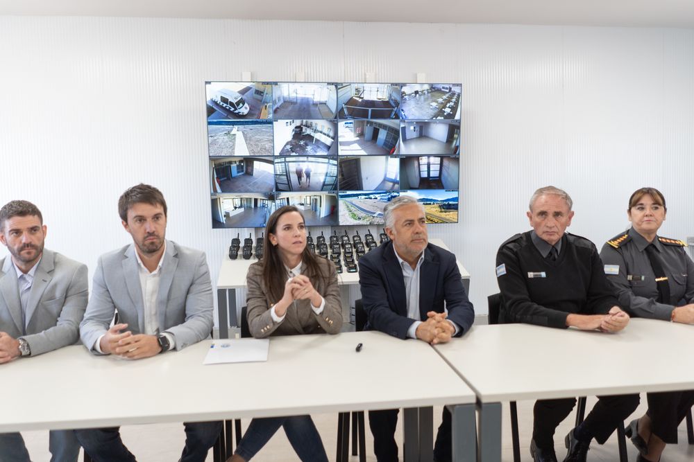 El gobernador Alfredo Cornejo y la ministra de Seguridad, Mercedes Rus, presentaron un plan integral para el Servicio Penitenciario