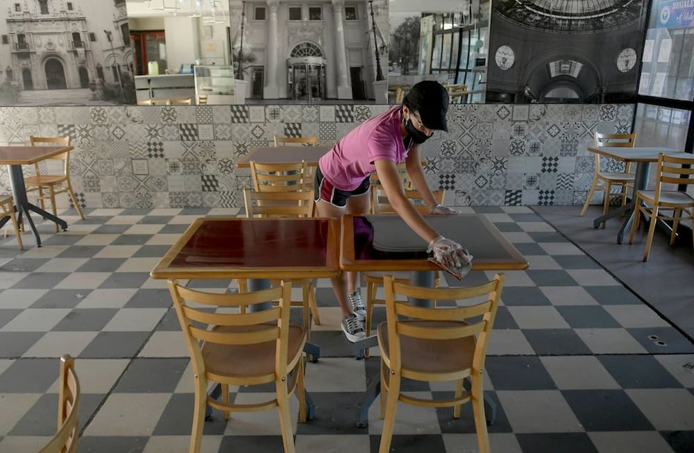 Hoteles. Las actividades económicas vinculadas al turismo han sido las más golpeadas por la pandemia del Covid-19. Foto: Orlando Pelichotti / Los Andes.