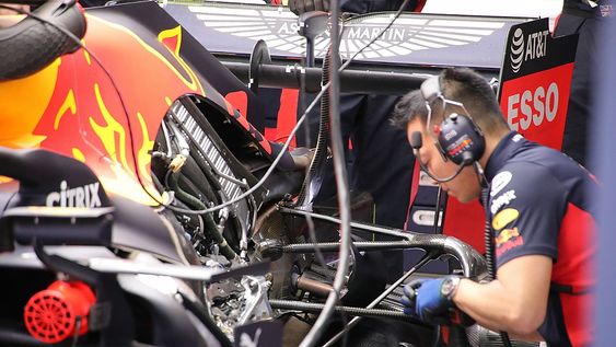 Red Bull pronóstico disputas meramente tecnológicas en la categoría.