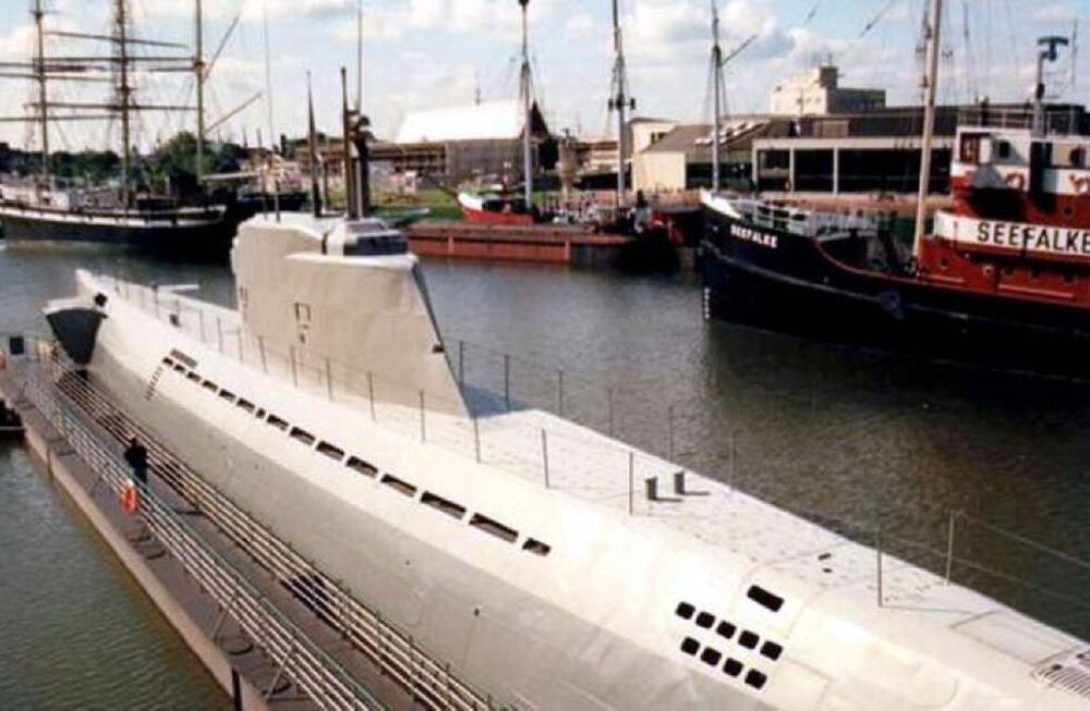Encuentran  los restos de  un misterioso submarino nazi