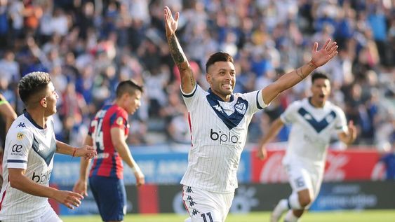 El Fortín superó a San Lorenzo y sube en la tabla. (Fotobaires)