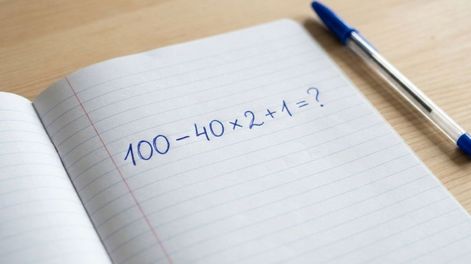 En este desafío, la multiplicación 40 × 2 tiene prioridad sobre las otras operaciones.