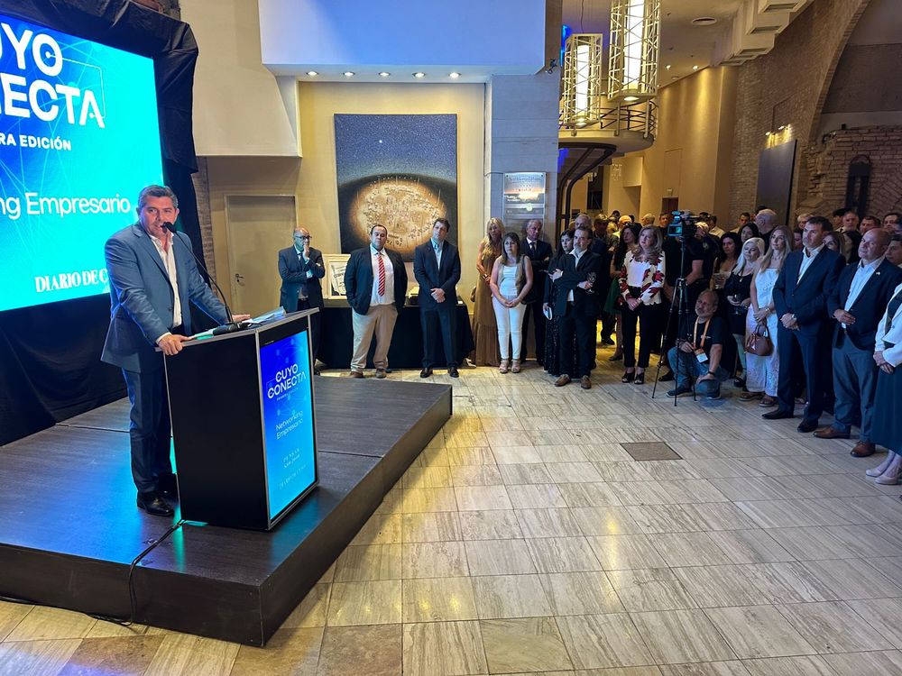 Empresarios y funcionarios compartieron una agenda común durante el encuentro en el Bono Park.