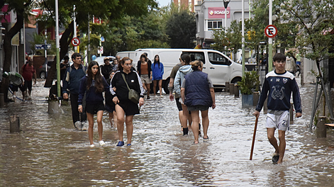 Alerta en Bahía Blanca: suspenden actividades por lluvias intensas y fuertes vientos