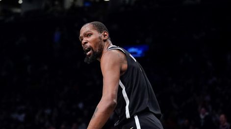 Kevin Durant, una de las máximas estrellas de la NBA en la actualidad, pidió salir de Brooklyn Nets. (AP)