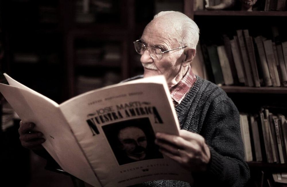 Arturo Roig, en su Breve historia intelectual de Mendoza fue el primero en historiar y sistematizar la producción literaria de la provincia.