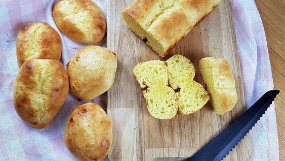 Pan de leche en polvo salva tu desayuno o lo que desees acompañar.