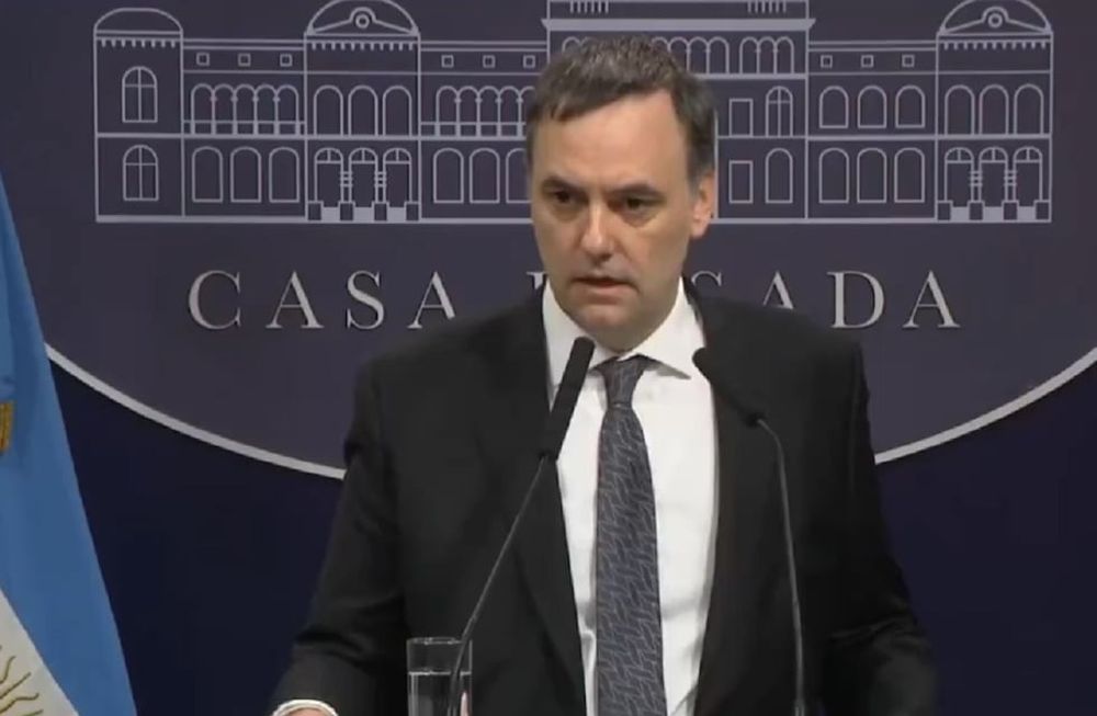 El vocero presidencial Manuel Adorni en conferencia de prensa (Captura de video)