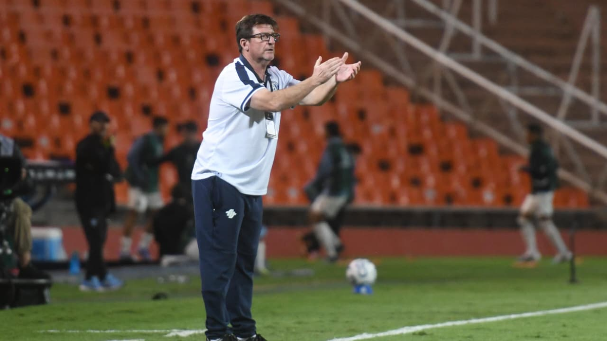 Independiente Rivadavia comenzó a paso firme y Alfredo Berti no se conforma