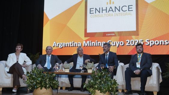 En Argentina Mining Cuyo 2025, el gobernador Alfredo Cornejo anunció el envío a Legislatura de cuatro proyectos, incluido el de regalías mineras