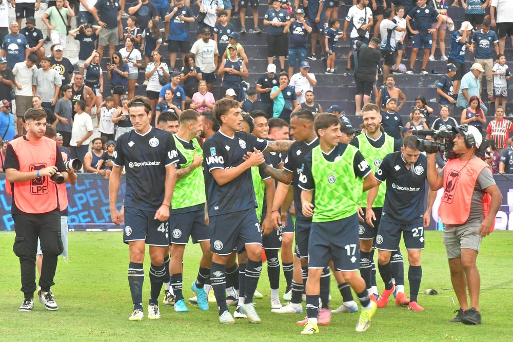 Independiente Rivadavia - Independiente Avellaneda, por la Liga Profesional