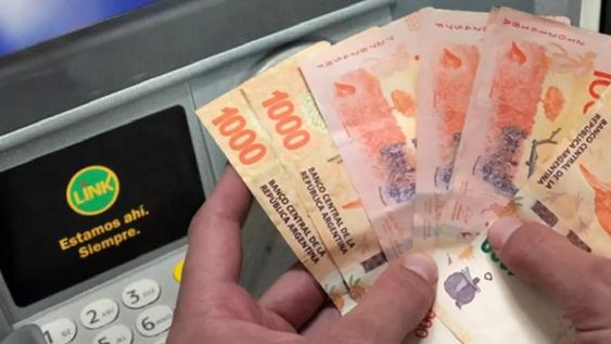 Paritarias privadas: gremios reclaman aumentos mensuales para no perder por inflación