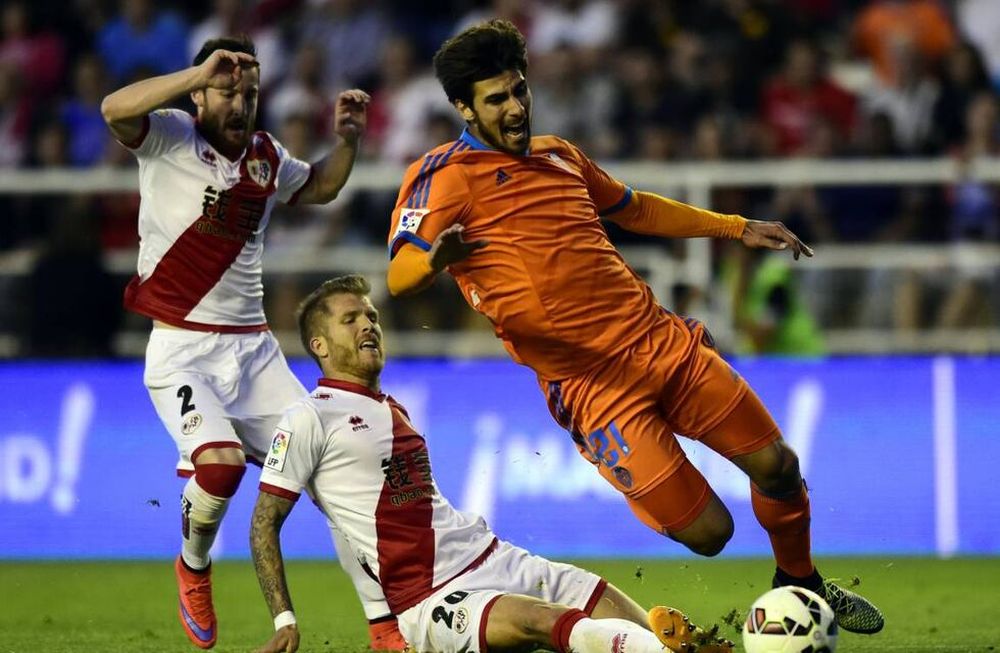 El Valencia de Enzo Pérez no pudo con el Rayo Vallecano