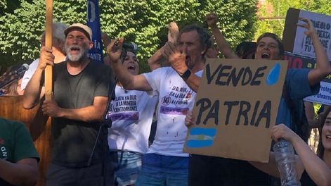 El 24 de enero pasado, antimineros irrumpieron en el acto de la Cámara de Proveedores Mineros de Uspallata y hubo una manifestación de la Uocra que apoyó la actividad en la zona. Foto: Gentileza