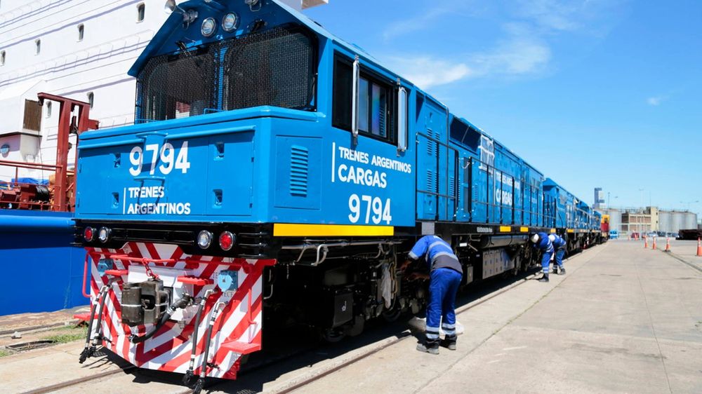 El Gobierno anunció el decreto de privatización total de la empresa Belgrano Cargas.