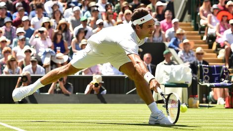 Federer barrió a Lajovic en su debut en Wimbledon