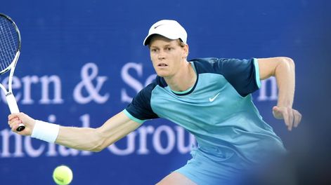 Tenis. Jannik Sinner de Italia buscará nueva copa este domingo ante Casper Ruud en el marco del Masters 1000 de Roma