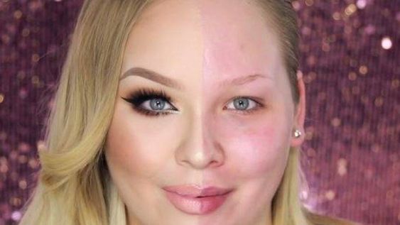 La experta de la belleza de YouTube enseña el poder del makeup