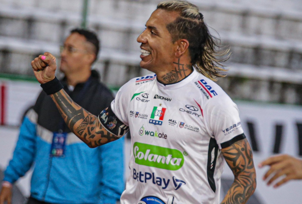 Once Caldas superó a Huracán